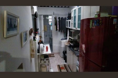 Casa à venda com 3 quartos, 220m² em Jardim Santa Helena, São Paulo