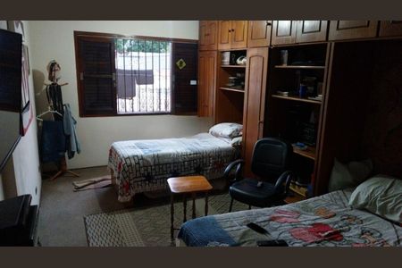 Casa à venda com 3 quartos, 220m² em Jardim Santa Helena, São Paulo
