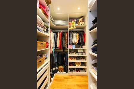 Apartamento à venda com 287m², 3 quartos e 5 vagasSuíte 1
