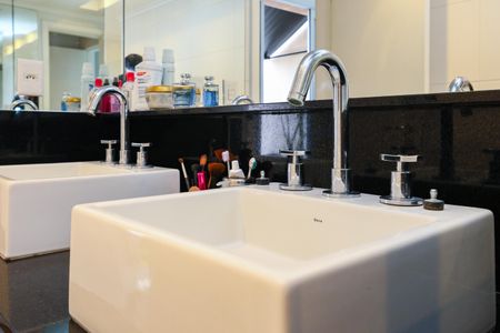 Apartamento à venda com 287m², 3 quartos e 5 vagasBanheiro da Suíte 3