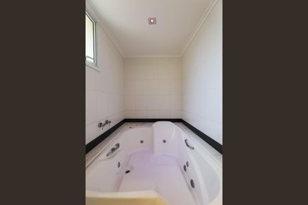 Apartamento à venda com 287m², 3 quartos e 5 vagasBanheiro da Suíte 3