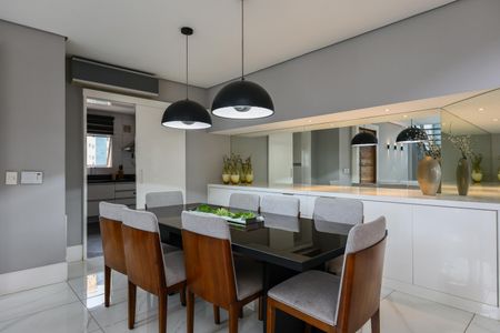 Apartamento à venda com 287m², 3 quartos e 5 vagasSala