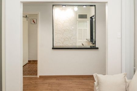 Apartamento à venda com 2 quartos, 54m² em Copacabana, Rio de Janeiro