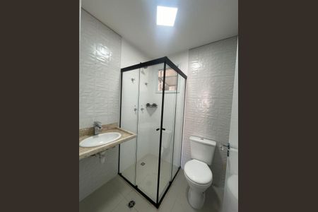 Banheiro de apartamento para alugar com 3 quartos, 84m² em Jardim Vera Cruz, Sorocaba