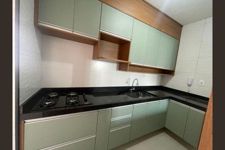 Apartamento para alugar com 84m², 3 quartos e 2 vagas Apartamento para alugar com 84m², 3 quartos e 2 vagasCozinha