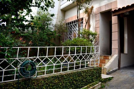 Casa à venda com 146m², 3 quartos e 3 vagas Casa à venda com 146m², 3 quartos e 3 vagasGaragem