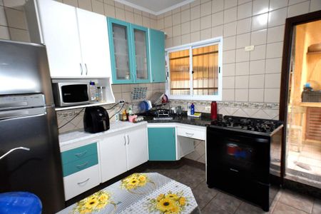 Casa à venda com 146m², 3 quartos e 3 vagas Casa à venda com 146m², 3 quartos e 3 vagasCozinha