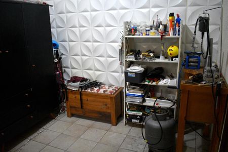 Casa à venda com 146m², 3 quartos e 3 vagas Casa à venda com 146m², 3 quartos e 3 vagasÁrea de Serviço - Edícula