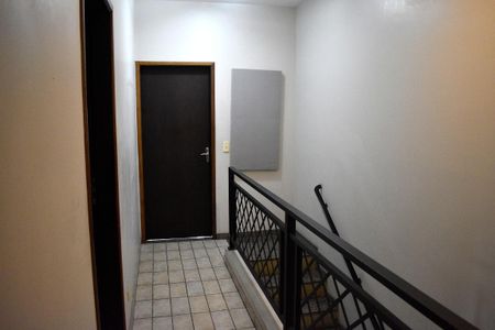 Casa à venda com 146m², 3 quartos e 3 vagas Casa à venda com 146m², 3 quartos e 3 vagasCorredor
