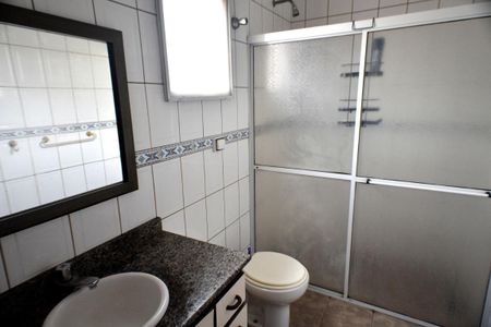 Casa à venda com 146m², 3 quartos e 3 vagas Casa à venda com 146m², 3 quartos e 3 vagasBanheiro da Suíte