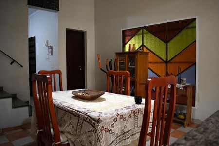 Casa à venda com 146m², 3 quartos e 3 vagas Casa à venda com 146m², 3 quartos e 3 vagasSala de Jantar