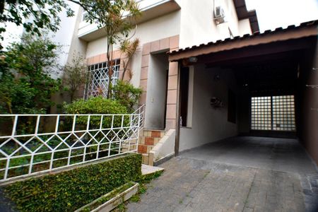 Casa à venda com 146m², 3 quartos e 3 vagas Casa à venda com 146m², 3 quartos e 3 vagasGaragem