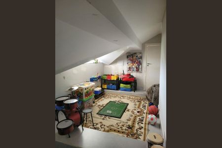 Casa à venda com 320m², 4 quartos e 4 vagas
