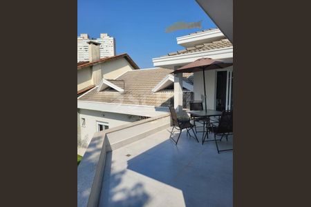 Casa à venda com 320m², 4 quartos e 4 vagas