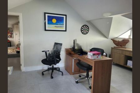 Casa à venda com 320m², 4 quartos e 4 vagas