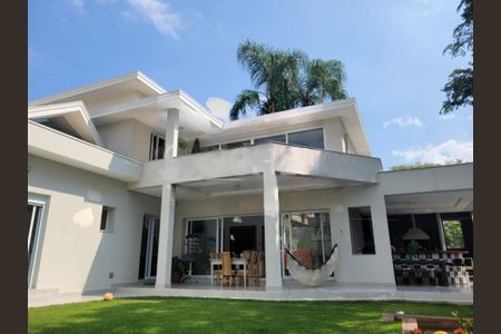 Casa à venda com 320m², 4 quartos e 4 vagas