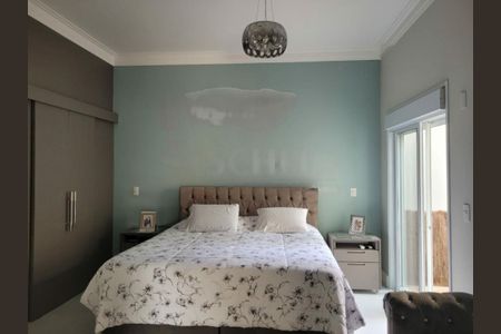 Casa à venda com 320m², 4 quartos e 4 vagas