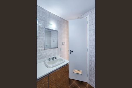 Apartamento para alugar com 107m², 3 quartos e 1 vaga Apartamento para alugar com 107m², 3 quartos e 1 vagaBanheiro Social