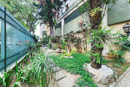 Apartamento para alugar com 107m², 3 quartos e 1 vaga Apartamento para alugar com 107m², 3 quartos e 1 vagaÁrea Comum