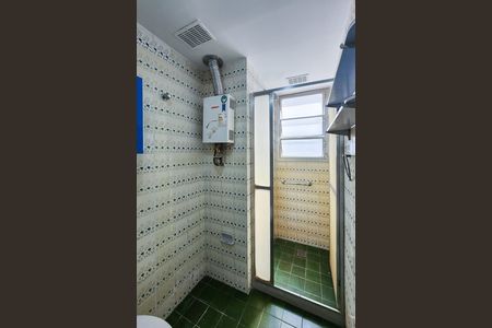 Apartamento para alugar com 107m², 3 quartos e 1 vaga Apartamento para alugar com 107m², 3 quartos e 1 vagaBanheiro da Suíte