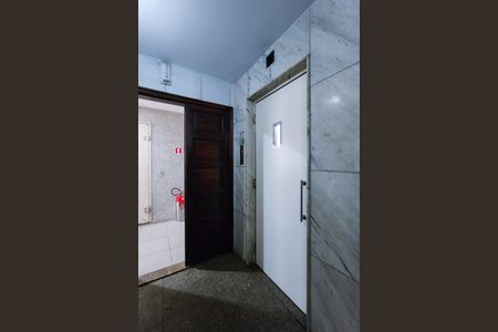 Apartamento para alugar com 107m², 3 quartos e 1 vaga Apartamento para alugar com 107m², 3 quartos e 1 vagaÁrea Comum