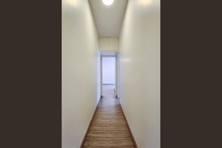 Apartamento para alugar com 107m², 3 quartos e 1 vaga Apartamento para alugar com 107m², 3 quartos e 1 vagaCorredor