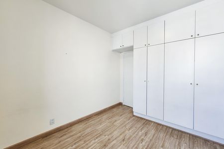 Apartamento para alugar com 107m², 3 quartos e 1 vaga Apartamento para alugar com 107m², 3 quartos e 1 vagaQuarto 2