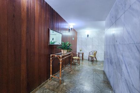Apartamento para alugar com 107m², 3 quartos e 1 vaga Apartamento para alugar com 107m², 3 quartos e 1 vagaÁrea Comum