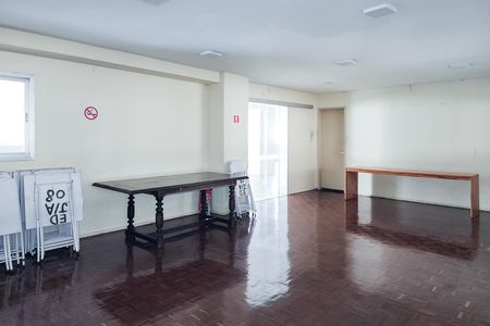 Apartamento para alugar com 107m², 3 quartos e 1 vaga Apartamento para alugar com 107m², 3 quartos e 1 vagaÁrea Comum
