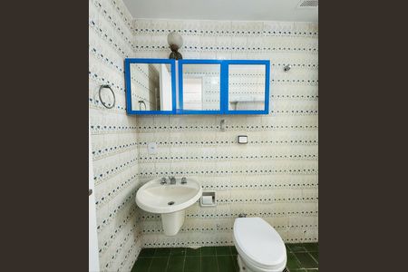 Apartamento para alugar com 107m², 3 quartos e 1 vaga Apartamento para alugar com 107m², 3 quartos e 1 vagaBanheiro da Suíte