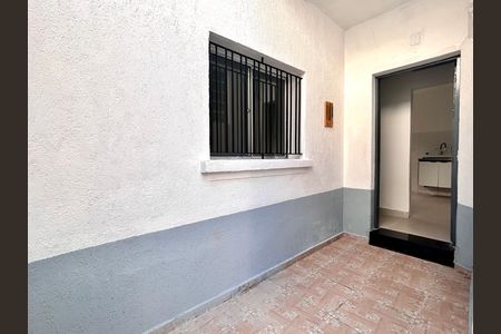 Casa para alugar com 100m², 2 quartos e sem vaga Casa para alugar com 100m², 2 quartos e sem vagaQuintal