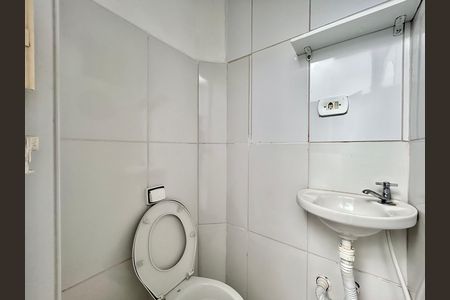 Casa para alugar com 100m², 2 quartos e sem vaga Casa para alugar com 100m², 2 quartos e sem vagaBanheiro de serviço