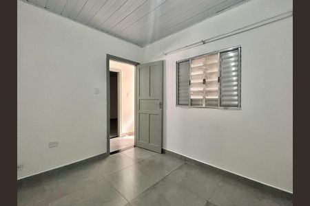 Casa para alugar com 100m², 2 quartos e sem vaga Casa para alugar com 100m², 2 quartos e sem vagaQuarto 1
