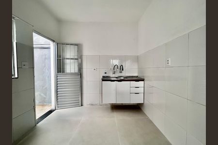 Casa para alugar com 100m², 2 quartos e sem vaga Casa para alugar com 100m², 2 quartos e sem vagaCozinha