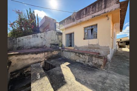 Casa para alugar com 300m², 2 quartos e 1 vaga Casa para alugar com 300m², 2 quartos e 1 vagaÁrea externa