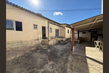 Casa para alugar com 300m², 2 quartos e 1 vaga Casa para alugar com 300m², 2 quartos e 1 vagaÁrea externa