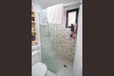Apartamento para alugar com 69m², 3 quartos e 2 vagas Apartamento para alugar com 69m², 3 quartos e 2 vagasBANHEIRO DA SUÍTE