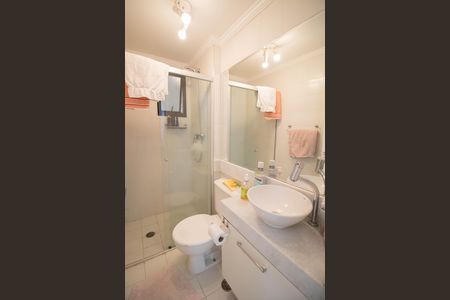 Apartamento para alugar com 69m², 3 quartos e 2 vagas Apartamento para alugar com 69m², 3 quartos e 2 vagasBANHEIRO