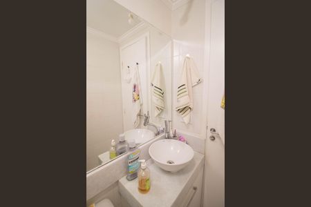 Apartamento para alugar com 69m², 3 quartos e 2 vagas Apartamento para alugar com 69m², 3 quartos e 2 vagasBANHEIRO