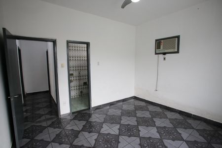 Quarto Suíte de casa para alugar com 1 quarto, 140m² em Taquara, Rio de Janeiro