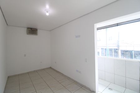 Quarto 1 de casa para alugar com 2 quartos, 68m² em Sítio Cocaia, São Paulo