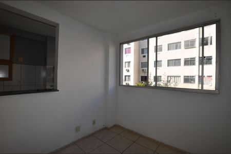 Sala de apartamento para alugar com 2 quartos, 45m² em Honório Gurgel, Rio de Janeiro