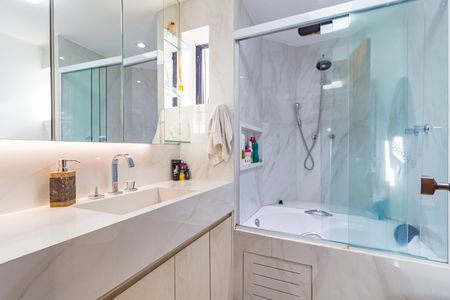 Apartamento à venda com 155m², 3 quartos e 2 vagas Apartamento à venda com 155m², 3 quartos e 2 vagasBanheiro - Suíte