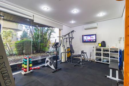 Apartamento à venda com 155m², 3 quartos e 2 vagas Apartamento à venda com 155m², 3 quartos e 2 vagasAcademia