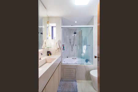 Apartamento à venda com 155m², 3 quartos e 2 vagas Apartamento à venda com 155m², 3 quartos e 2 vagasBanheiro - Suíte