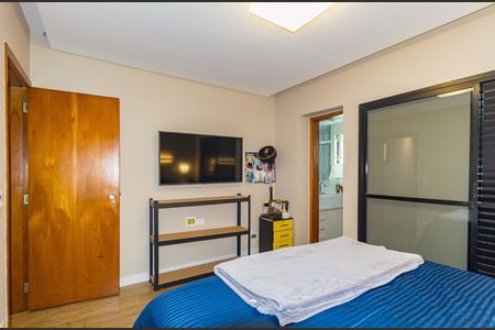 Apartamento à venda com 155m², 3 quartos e 2 vagas Apartamento à venda com 155m², 3 quartos e 2 vagasSuíte