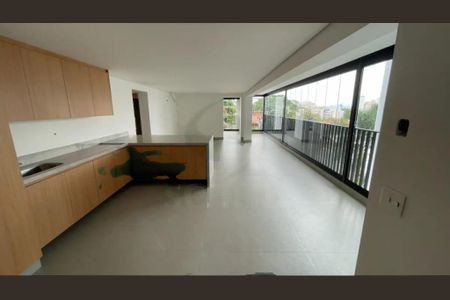 Apartamento à venda com 2 quartos, 117m² em Pinheiros, São Paulo