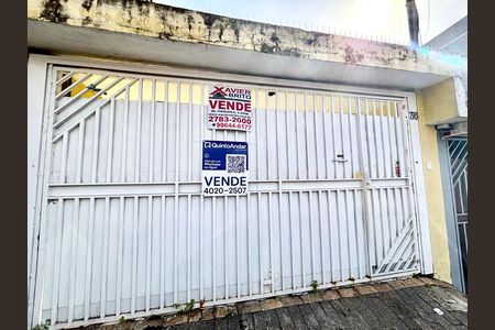 Casa para alugar com 300m², 2 quartos e 2 vagasFachada 