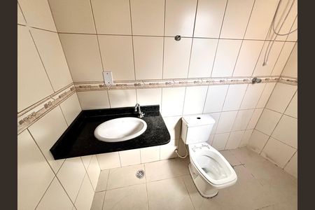 Casa para alugar com 300m², 2 quartos e 2 vagasBanheiro 2
