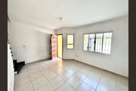 Casa para alugar com 300m², 2 quartos e 2 vagasSala 